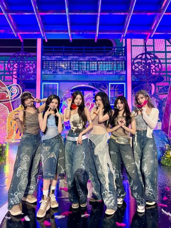 아이브가 지난달 29일 공개한 '해야'는 파워풀한 힙합 장르에 동양의 멋을 섞은 노래다. 사진 스타쉽엔터테인먼트