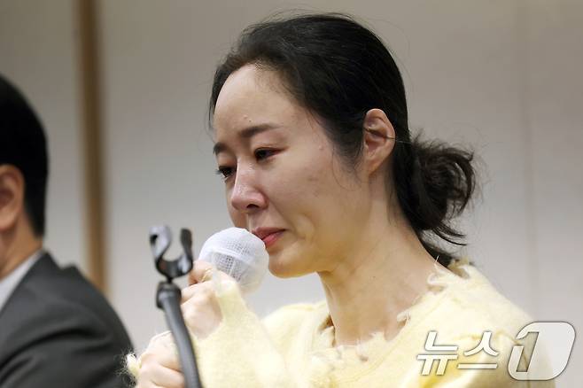 민희진 어도어 대표가 31일 오후 서울 중구 프레스센터에서 어도어 임시주주총회 관련 기자회견을 하고 있다. (공동취재) 2024.5.31/뉴스1 ⓒ News1 이재명 기자