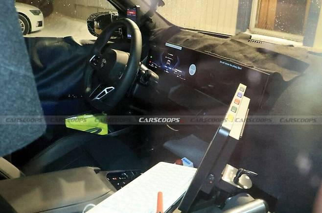 사진 : BMW X3 풀체인지 테스트카 (출처=Carscoops)