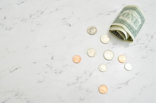 최근 전 세계 곳곳에서 화두가 되고 있는 기본소득이 GDP를 올리고 환경 보호 효과까지 가져온다는 분석 결과가 나왔다. 픽사베이 제공