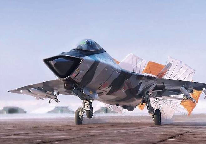 MIG-41 이미지, 현재 러시아의 6세대 전투기로 알려진 명칭은 MiG-41이다. 러시아 공군이 제공전투기로 운용 중인 MiG-31을 대체하기 위한 전력이다. 5세대 스텔스 전투기인 Su-57과는 완전히 별개로 개발될 예정이며, 미 공군과 해군의 차세대 전투기와 유사한 장거리 요격전투기 개념으로 개발될 것으로 보인다. 자료=미그
