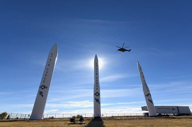 미국 와이오밍주에 있는 워런 공군기지 입구. /미 공군