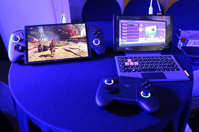 원엑스플레이어 X1 미니 / 출처=IT동아