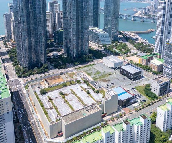 부산 해운대구 해원초 옆 실버타운(73층)과 업무시설(51층) 건립 사업 예정 부지. 국제신문 DB