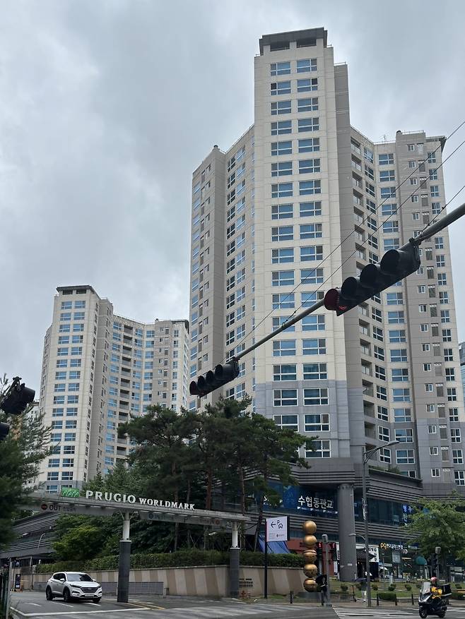 푸르지오월드마크 전경 /한명현 기자