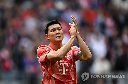 뮌헨이 26일(한국시간) 공식 홈페이지를 통해 다가올 한국 투어 일정에 대해 발표했다. 뮌헨은 창단 124년 만에 처음으로 한국을 방문한다. 뮌헨은 오는 7월 31일부터 8월 5일까지 한국 투어를 진행한다. 연합뉴스