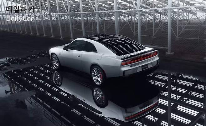 신형 닷지 챌린저