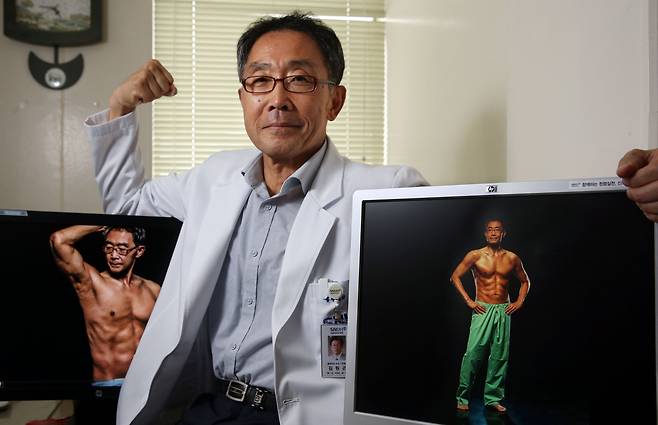 2019년 8월 정년 퇴임을 기념으로 두번째 보디 프로필 사진을 촬영한 김원곤 당시 서울대병원 흉부외과 교수의 모습. /이진한 기자