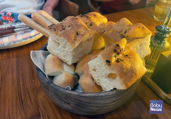 호이아나 리조트 & 골프에서 즐길 수 있는 세계 각국의 다양한 음식들. 소장섭 기자 ⓒ베이비뉴스