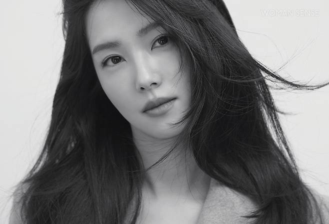 라이트 브라운 자켓 레하