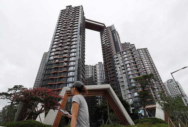 서울 서초구 래미안 원펜타스 앞. /뉴스1