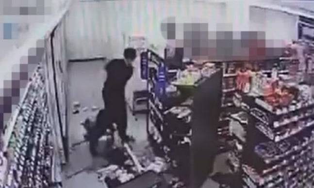 사진 = 폭행 당시 CCTV