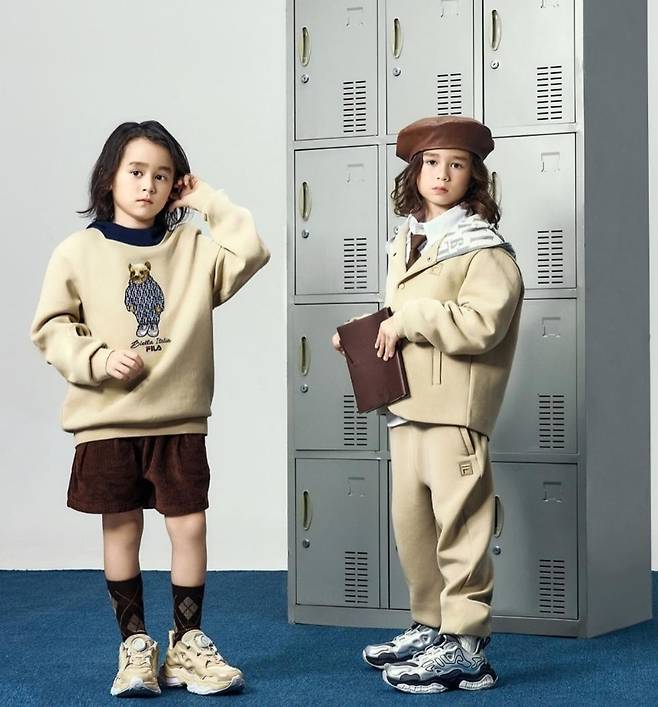 윌리엄 벤틀리 소셜미디어