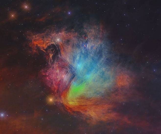 미 항공우주국(NASA·나사)의 ‘광시야 적외선 탐사선(WISE)’으로 촬영한 플레이아데스성단의 모습./Francesco Antonucci