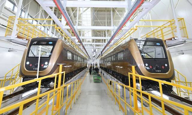 추가 투입된 김포골드라인 열차가 운행 전 점검을 받고 있다. 김포시 제공