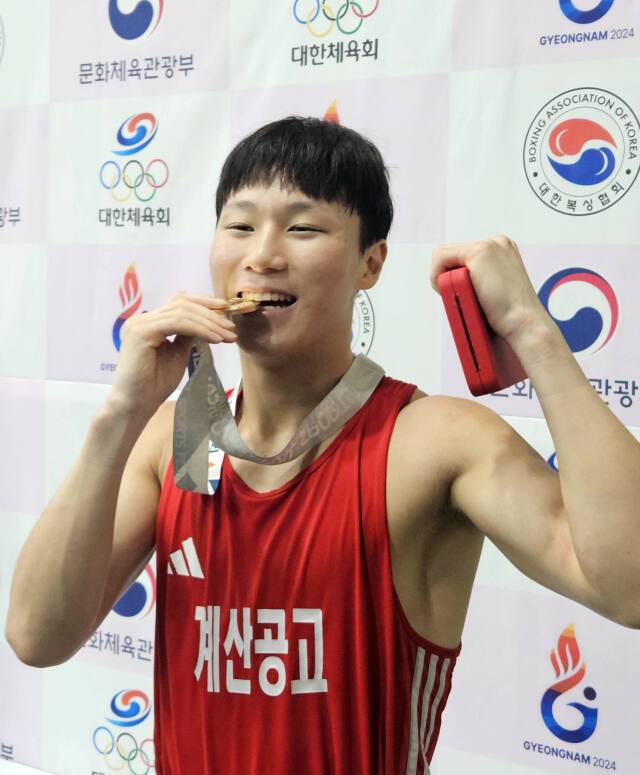 제105회 전국체육대회 복싱 남자 고등부 밴텀급에서 3연패를 달성한 진주안(계산공고). 박귀빈 기자