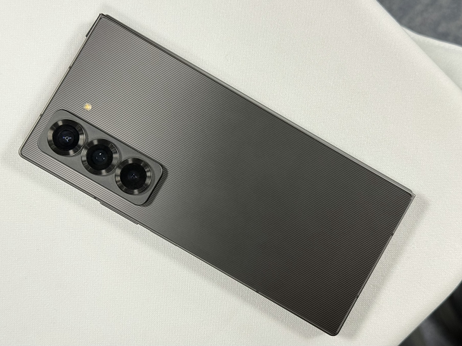 삼성전자 갤럭시Z폴드 스페셜 에디션./사진=백유진 기자 byj@