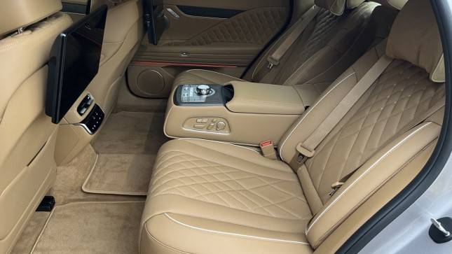 G80 전동화 부분변경 2열./사진=정민주기자