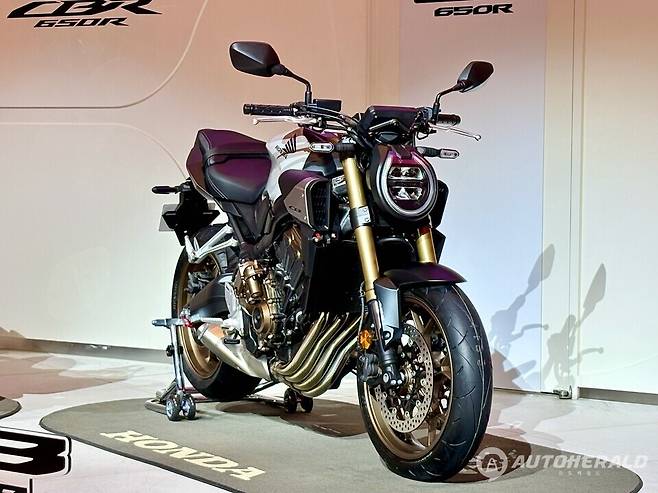 혼다 CB650R
