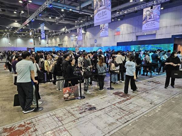 - 유료 이벤트도 2시간 가량 기다려야 한다