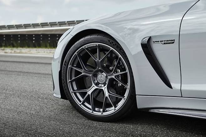 AMG GT 63 Pro 4MATIC 플러스 브레이크