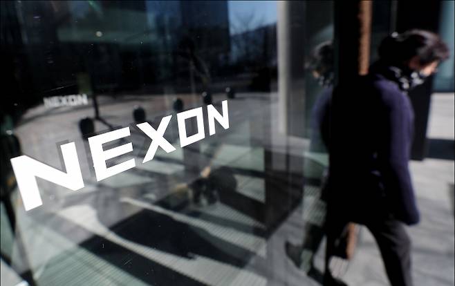 넥슨이 올해 창립 30주년을 맞아 자회사를 포함한 법인 내 모든 임직원 8600여명에게 자사주를 100주씩 지급한다. 사진은 경기 성남시 분당구 소재 넥슨 사옥 모습. /사진=넥슨 제공