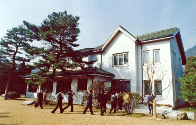 박정희 정부 시절부터 '밀실 정치'의 공간으로 활용된 서울 궁정동 안가의 전경. 한국일보 자료사진