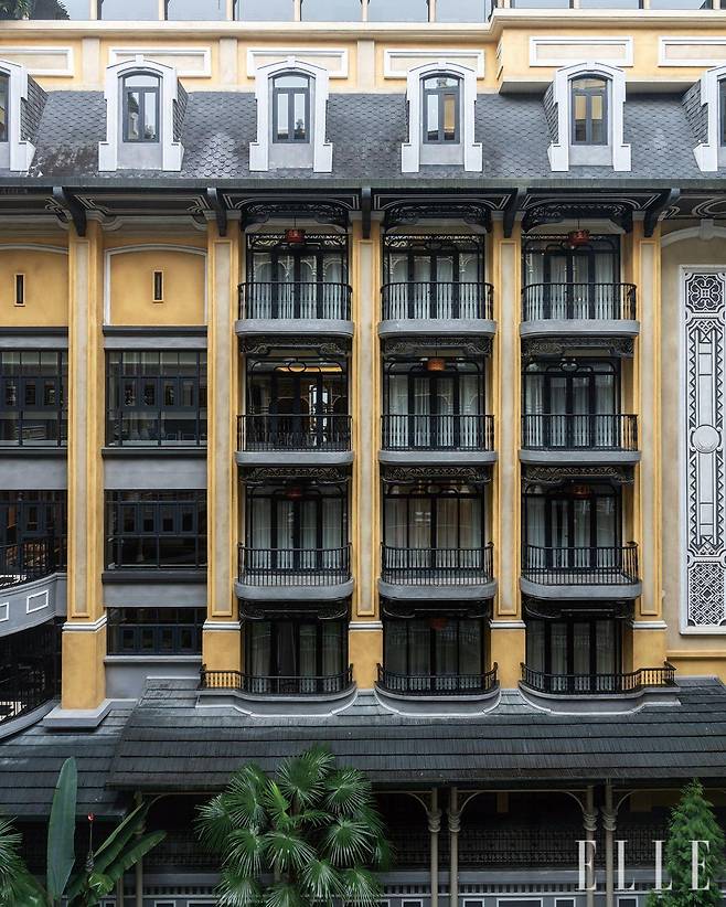 활기찬 사파 시내에서 가장 아름다운 숙소인 호텔 드 라 쿠폴 엠갤러리.