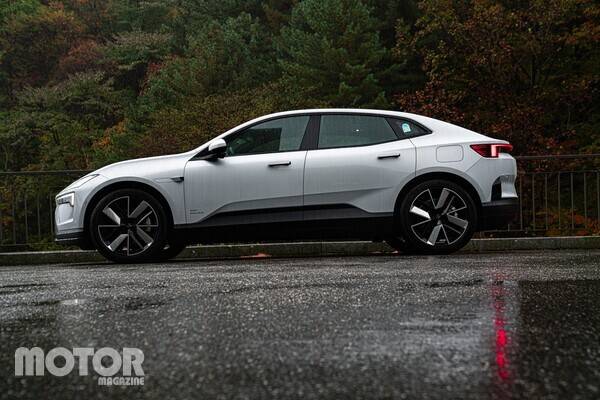 폴스타 4 사진 모터매거진 최재혁 기자