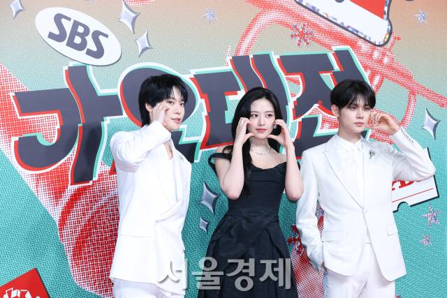 그룹 엔시티 127(NCT 127) 도영, 아이브(IVE) 안유진, 투모로우바이투게더(TXT) 연준. 김규빈 기자