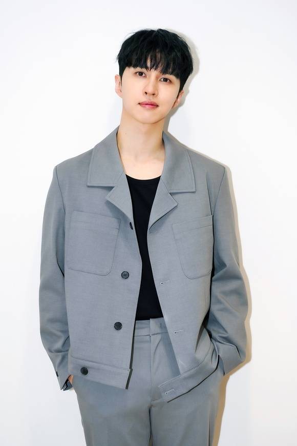 빅스 켄이 두 번째 솔로 앨범 'PUZZLE(퍼즐)'을 발매했다. 2020년 5월 첫 솔로 앨범 '인사'를 발매한 지 4년 7개월 만의 신보다. /S27M엔터