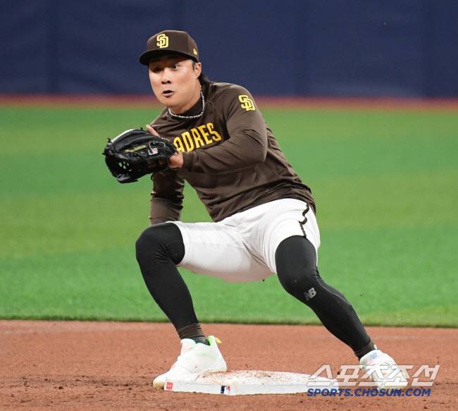 미국프로야구(MLB) 월드투어 서울시리즈가 열리는 서울 고척스카이돔. 16일 오후 샌디에이고 김하성이 훈련하고 있다. 고척=정재근 기자 cjg@sportschosun.com/2024.3.16/