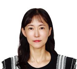 김의향 패션&스타일 칼럼니스트 - 현 케이노트 대표, 전 보그 코리아 패션 디렉터