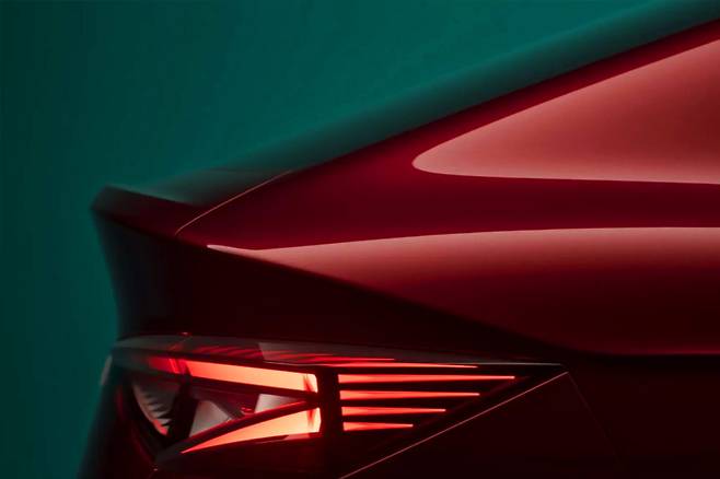 스코다 2025 엔야크 쿠페 티저