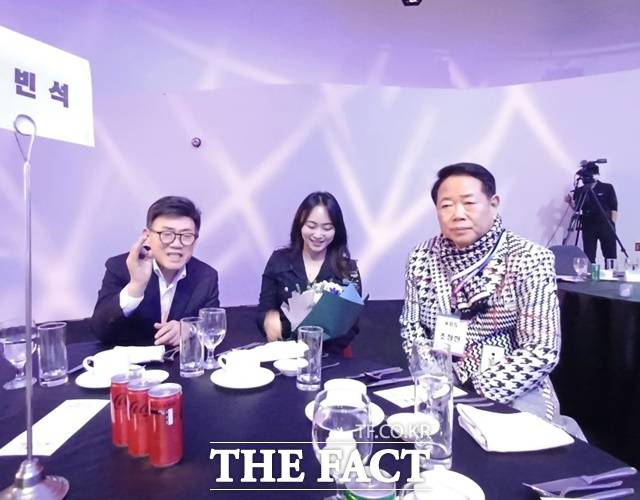 조정현의 끝없는 나눔실천은 오래전부터 연예가 안팎에 정평이 나 있다. 지난 연말에는 사랑의 열매 2024년 한해 1000만원 이상 기부자로 '나눔리더 인증패'를 수여받았다. /강일홍 기자