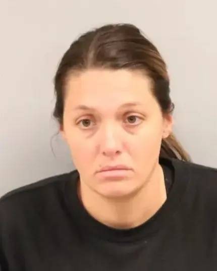 미성년 제자를 4년간 성폭행하고 그 과정에서 임신한 아이를 출산한 미국 초등학교 교사 로라 캐런.(케이프 메이 카운티 교도소)