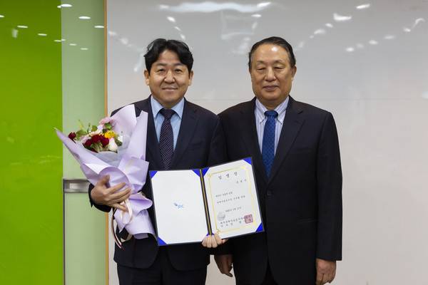 제주국제자유도시개발센터는 지난 17일자로 면세사업본부장에 손봉수 ㈜제인스 대표이사를 임명했다. /사진-제주국제자유도시개발센터