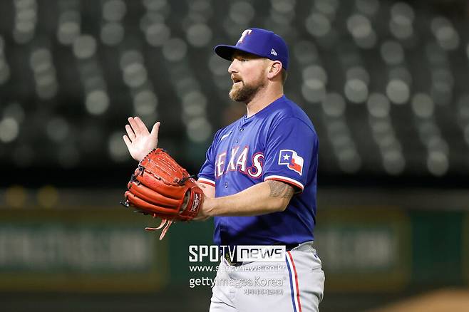 ▲ 커비 예이츠는 지난 해 텍사스 레인저스의 마무리투수를 맡아 61경기 61⅔이닝 7승 2패 33세이브 평균자책점 1.17로 뒷문을 사수하면서 또 한번 올스타에 선정되는 기염을 토했다.