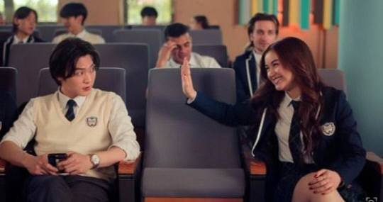 넷플릭스 '엑스오, 키티' 영상 갈무리.