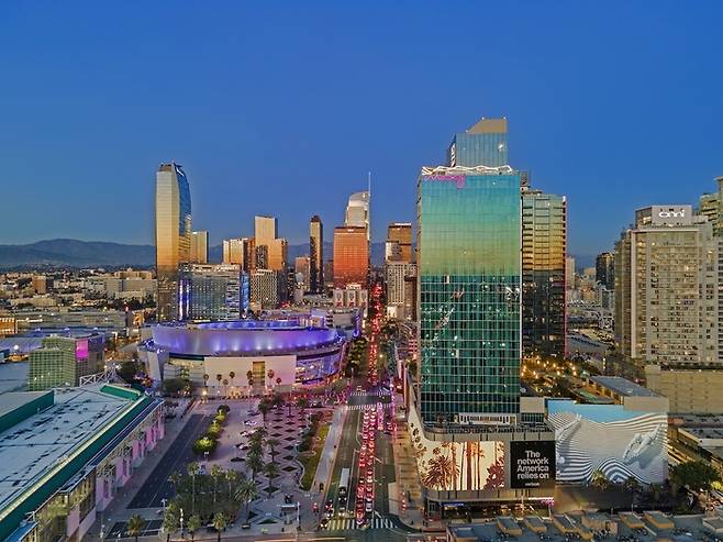 로스앤젤레스관광청은 공식 성명문을 통해 지난 1월 7일 발생한 산불 피해 복구를 위한 본격적인 작업에 들어갔다는 소식을 전했다. / 사진=로스앤젤레스관광청