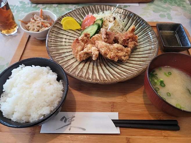 7fed8275b58169f751ee85e54684777310f6fa32d1528dce5e38ca901cbb9aec