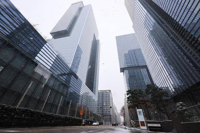 서울 서초구 삼성전자 서초사옥의 모습. 연합뉴스