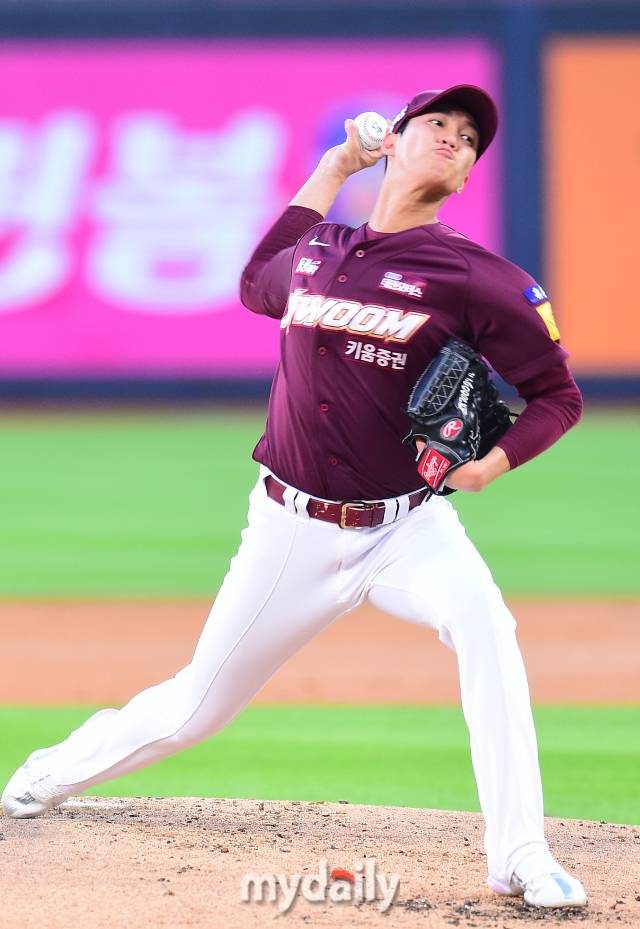 2022년 8월 17일 경기도 수원 kt위즈파크에서 진행된 '2022 프로야구 키움-kt'의 경기. 안우진/마이데일리