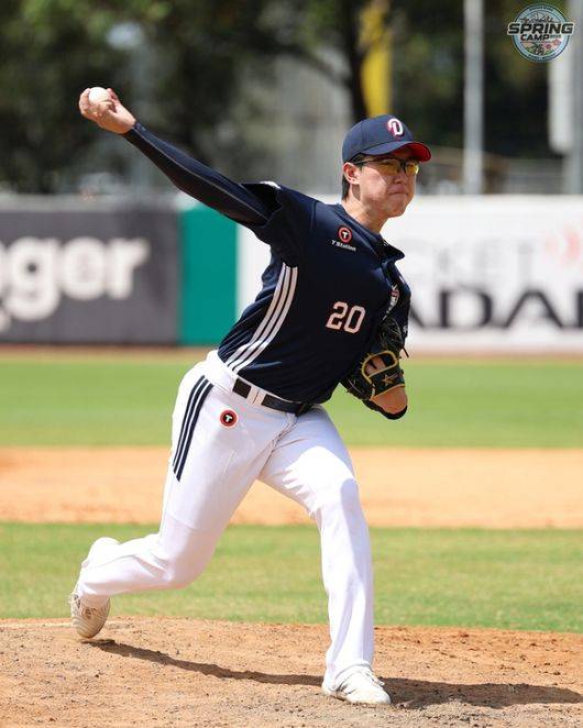 두산 베어스 제공