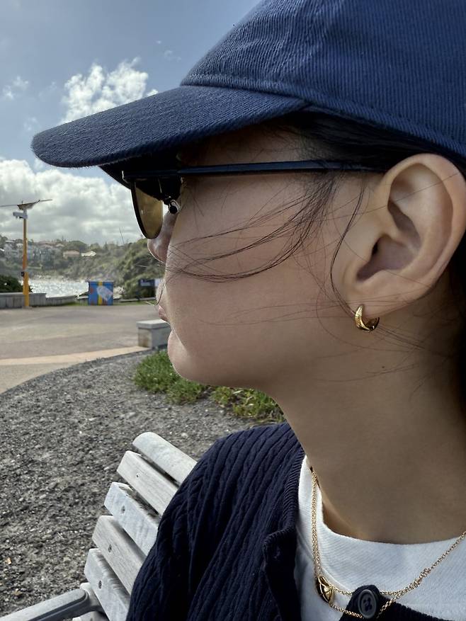 신민아 포인트 액세서리