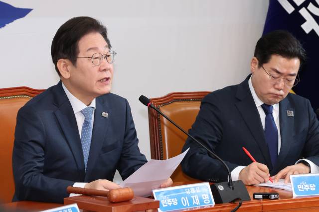 ▲더불어민주당 이재명 대표가 지난 26일 서울 여의도 국회에서 열린 최고위원회의에서 발언하고 있다. ⓒ연합뉴스