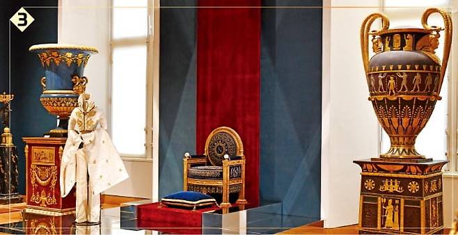 알렉산더 매퀸의 지방시 첫 컬렉션