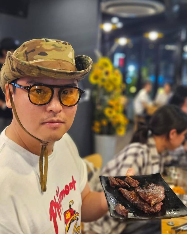 사업 어렵네... 이장우, 저퀄리티 카레에 혹평 쏟아져 사진: 이장우 인스타그램