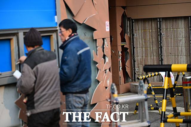 극우 세력의 혐오와 폭력 선동이 갈수록 노골화하면서 이들의 수익 창출이 정지되거나 계정이 삭제되는 등 조치가 내려지고 있다. 극우 세력의 무분별한 선동을 막기 위해 플랫폼 규제 수위를 높여야 한다는 지적이다. /남윤호 기자