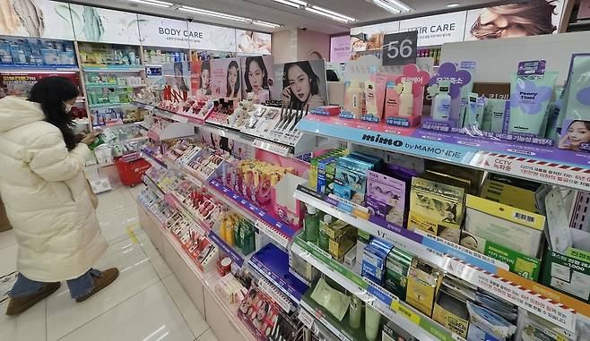 서울 마포구에 있는 다이소 신촌본점 내부 / 사진=박종서 기자